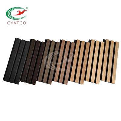 Formaldehydfreie lineare Holzwandplatten in der kommerziellen Architektur